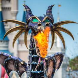 1-1_hd00000_2017aug31_festival-of-fantasy-parade-dragon